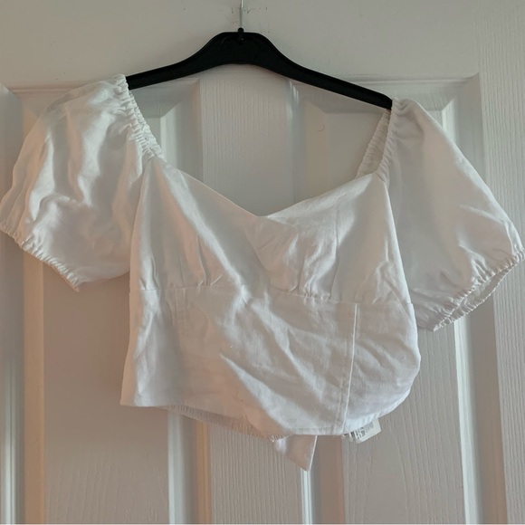 American Eagle linen top - Picture 2 of 2